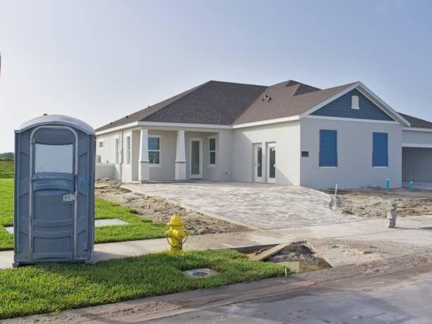 Portable Toilet Options We Offer in Shadeland, IN