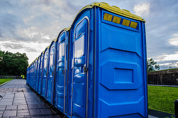 Best Portable restroom trailer rental  in Shadeland, IN